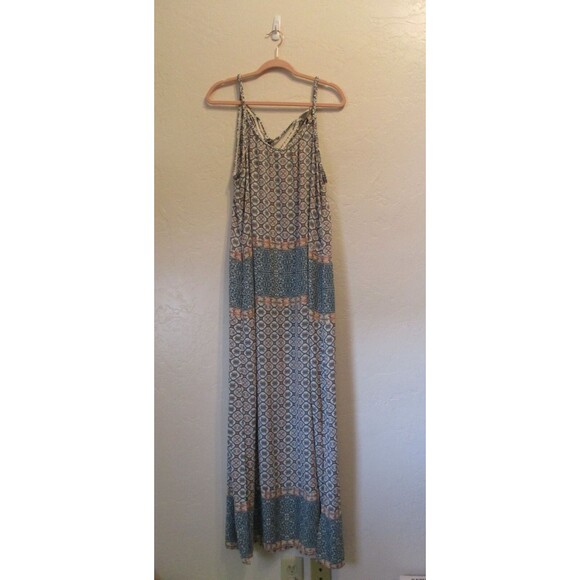 Knox Rose Dresses & Skirts - Knox Rose Women’s Size XXL Boho Tile Print Maxi Dress Blue Print Slit Sleeveless